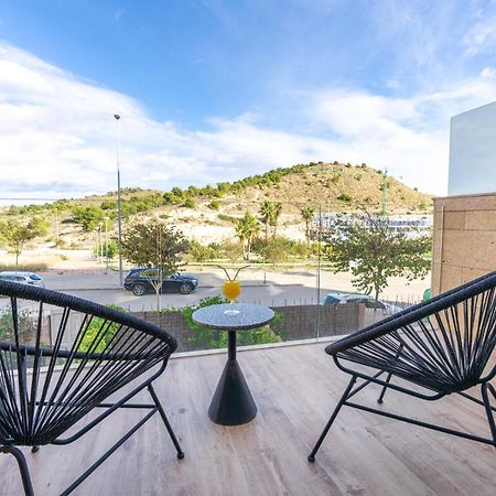 Garden Townhouse Allonbay Village & Spa Вильяхойоса Экстерьер фото