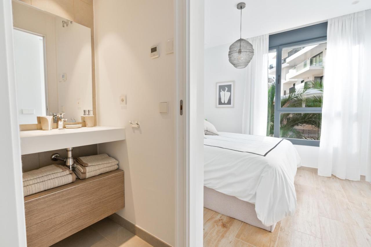 Garden Townhouse Allonbay Village & Spa Вильяхойоса Экстерьер фото