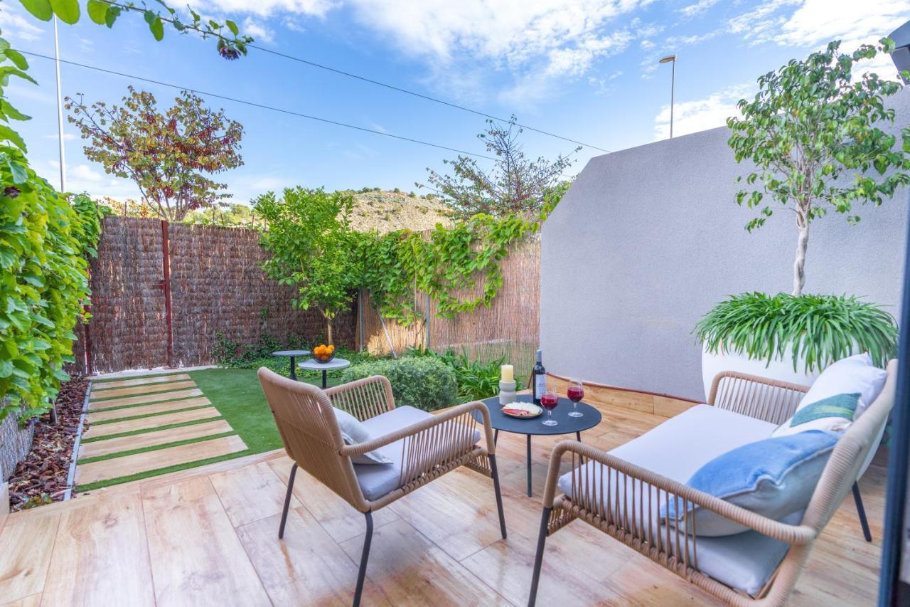 Garden Townhouse Allonbay Village & Spa Вильяхойоса Экстерьер фото