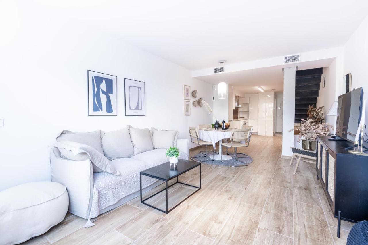 Garden Townhouse Allonbay Village & Spa Вильяхойоса Экстерьер фото