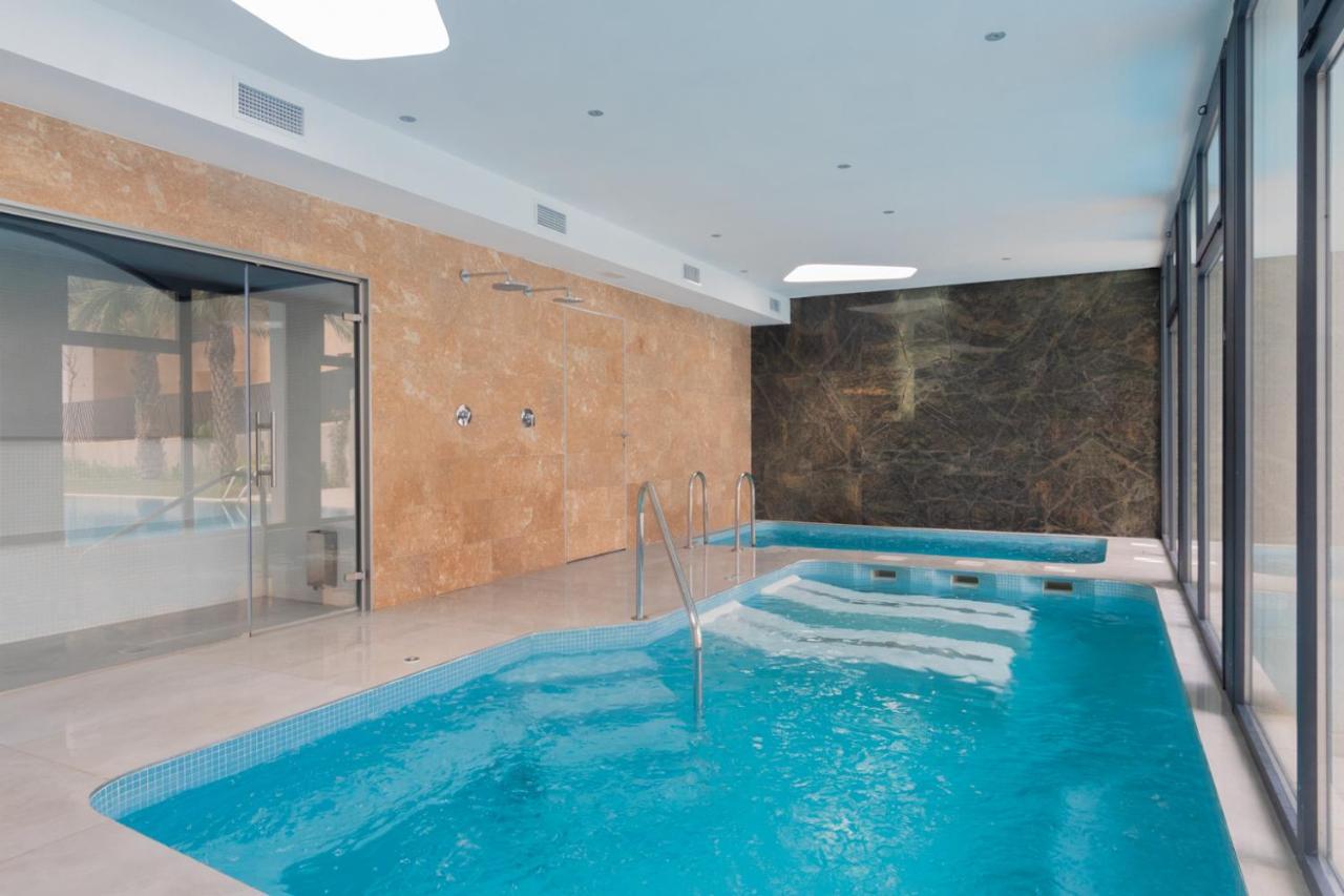 Garden Townhouse Allonbay Village & Spa Вильяхойоса Экстерьер фото